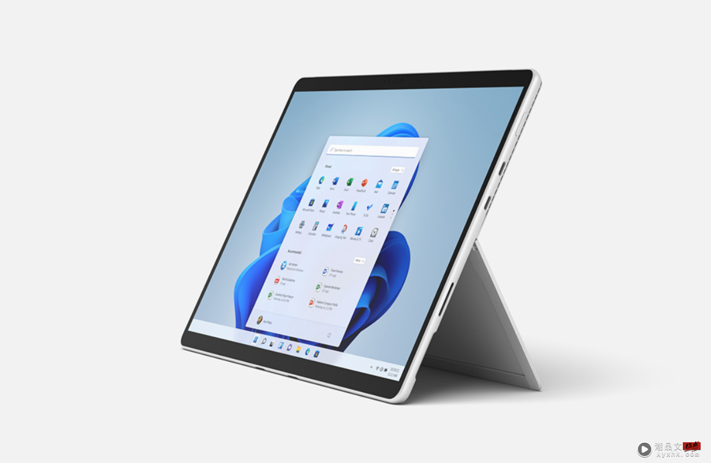 微软发表多款 Surface 新品！新款二合一笔电‘ Surface Pro 8 ’拥有 13 吋窄边框萤幕，还支援 120Hz 超高更新率！ 数码科技 图6张